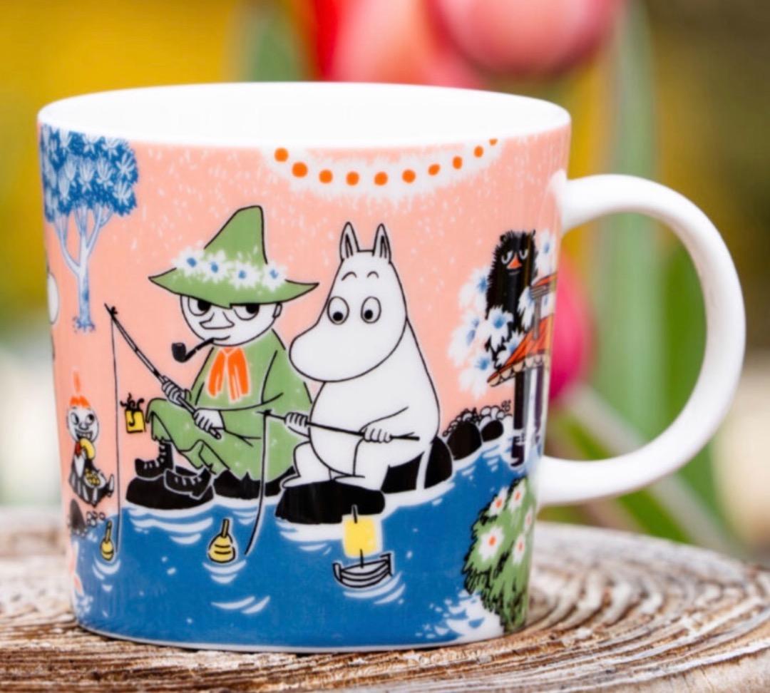 ムーミンバレーパーク限定　アラビアマグカップ〔新品未使用〕２点セット