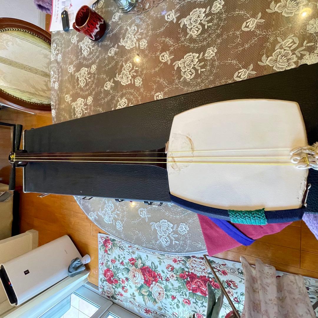 三味線本体 木製 3本弦 紫色ケース付き