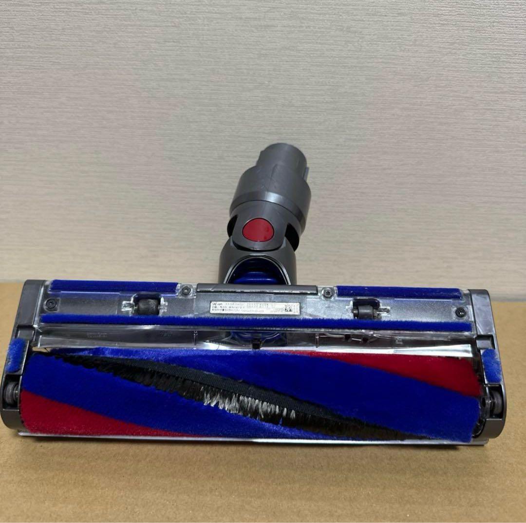 美品　ダイソンV8slim fluffyスリムフラフィーソフトローラークリーナー