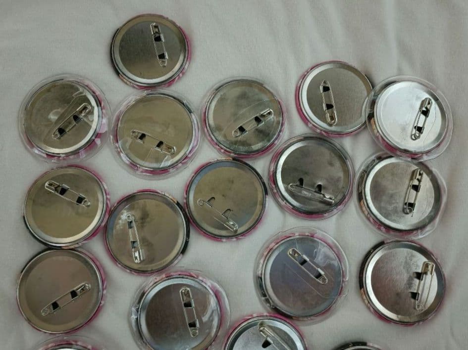 すとぷり　さとみ　缶バッチ　すとめも10　等身