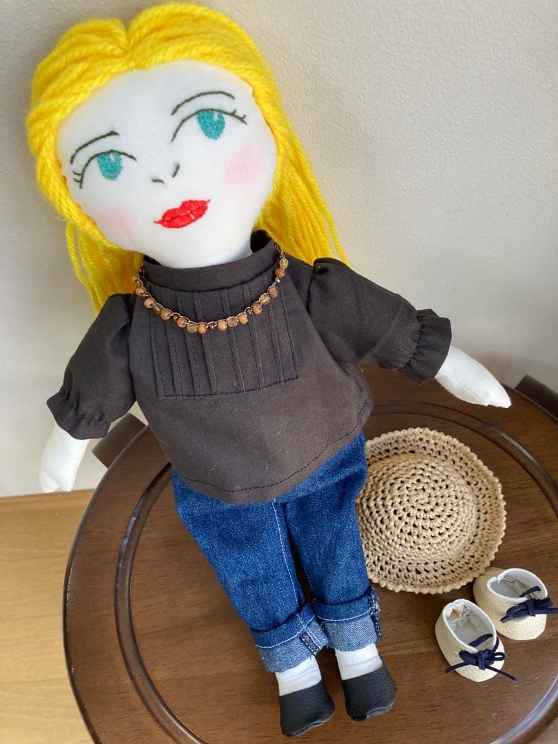 大人着せ替布人形　金髪のLO LO風　コーディネート色々一式セット　ハンドメイド