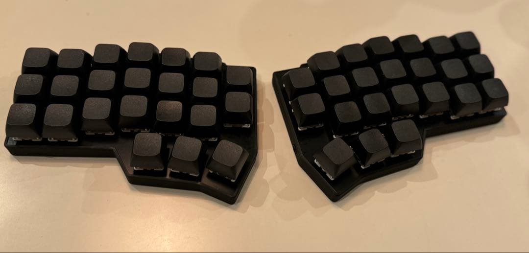 【新品】corne v4.1 cherry 新品　組み立て済み　動作確認済み