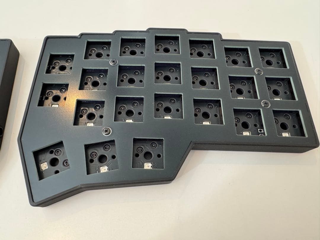 【新品】corne v4.1 cherry 新品　組み立て済み　動作確認済み