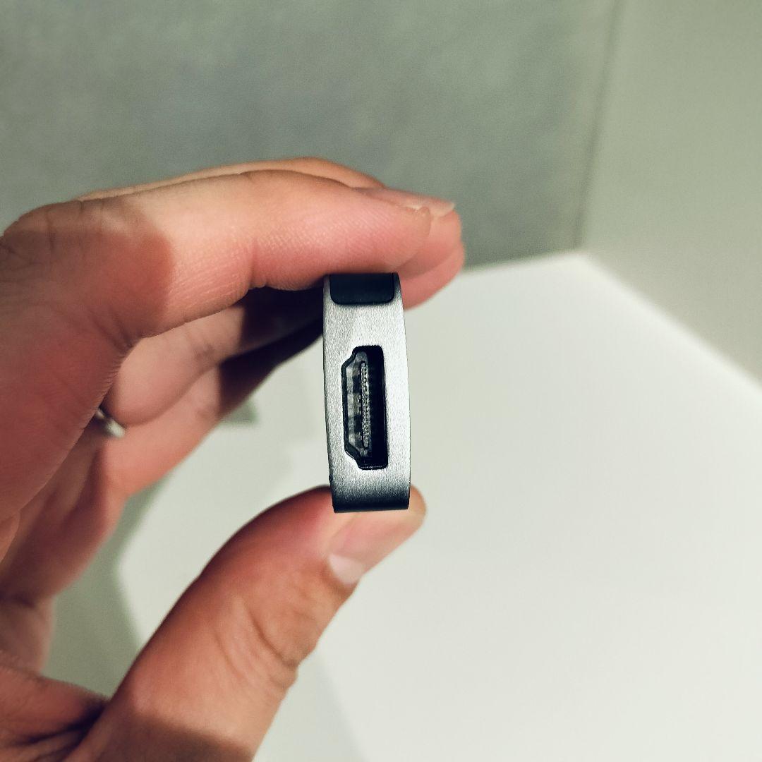 【極美品】MacBook Air　M1チップ スペースグレー Ankerハブ付