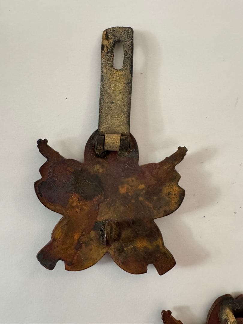 旧日本軍実物 功七級金鵄勲章 小銃射撃徽章 当時物 帯なし