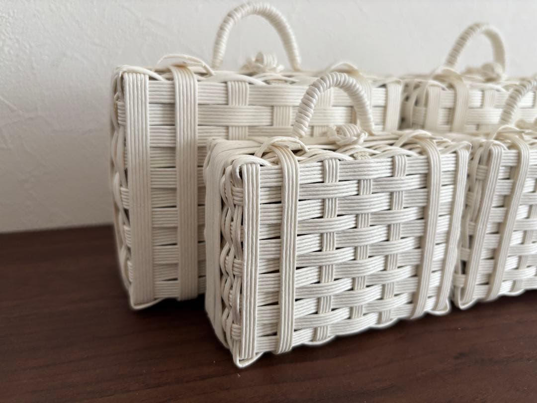 めい様ご確認用のページです。ホワイトトランク4点