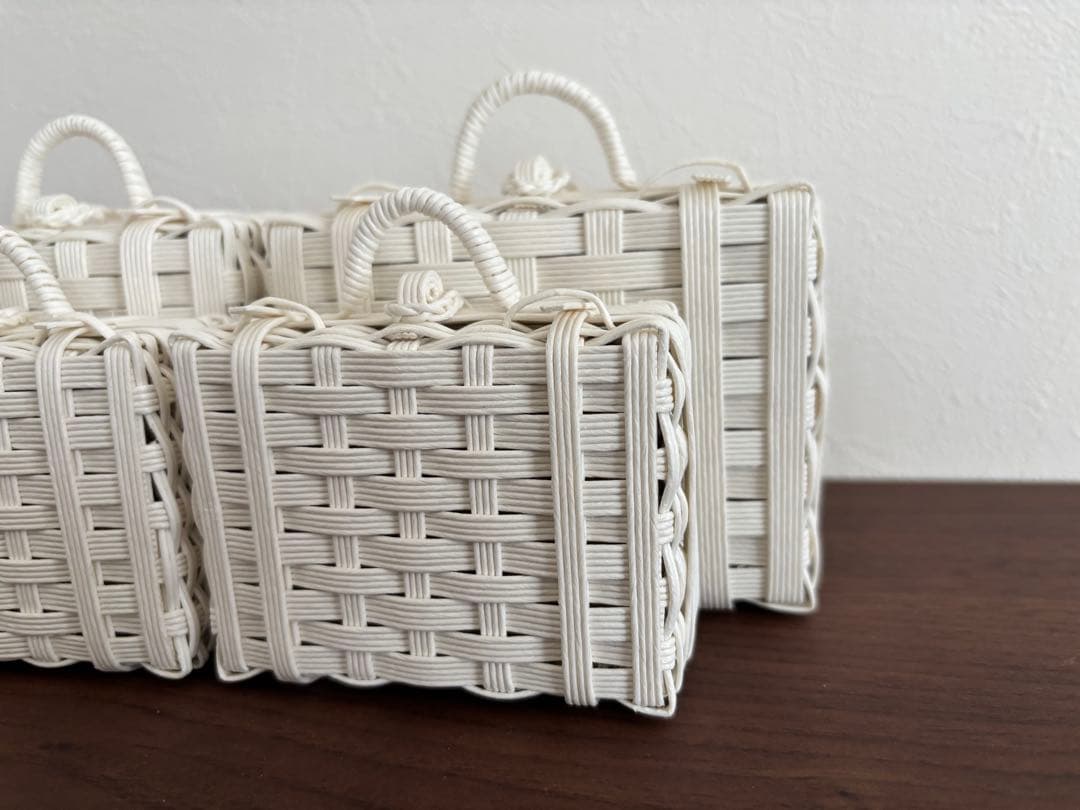 めい様ご確認用のページです。ホワイトトランク4点