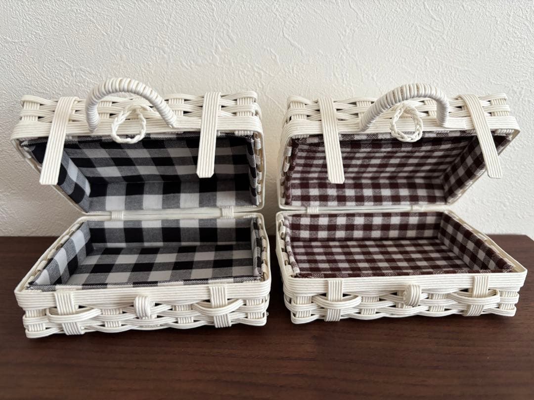 めい様ご確認用のページです。ホワイトトランク4点