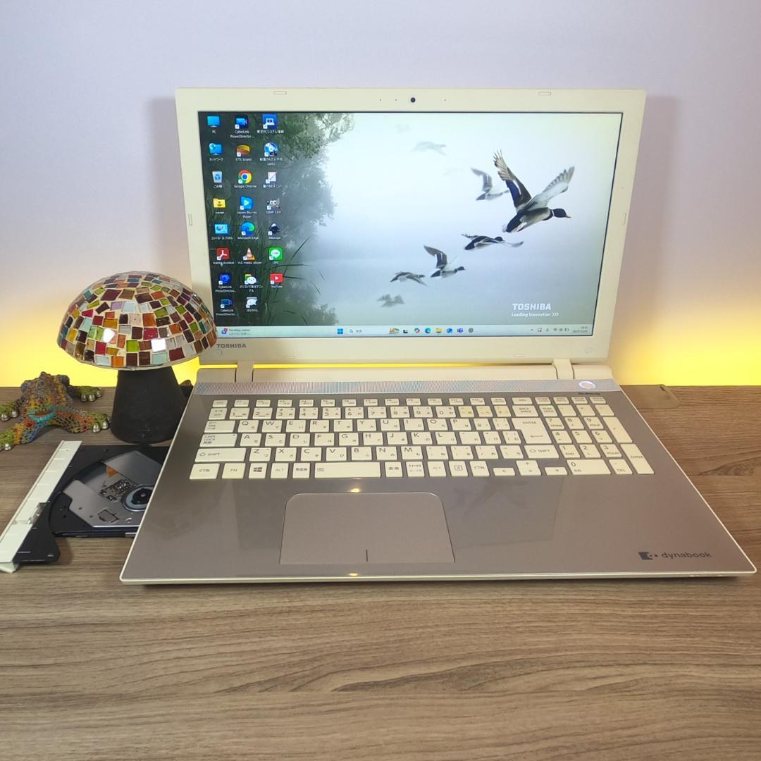 希少高音質で高解像度なオフィス付きすぐ使えるWin11純正リカバリノートパソコン