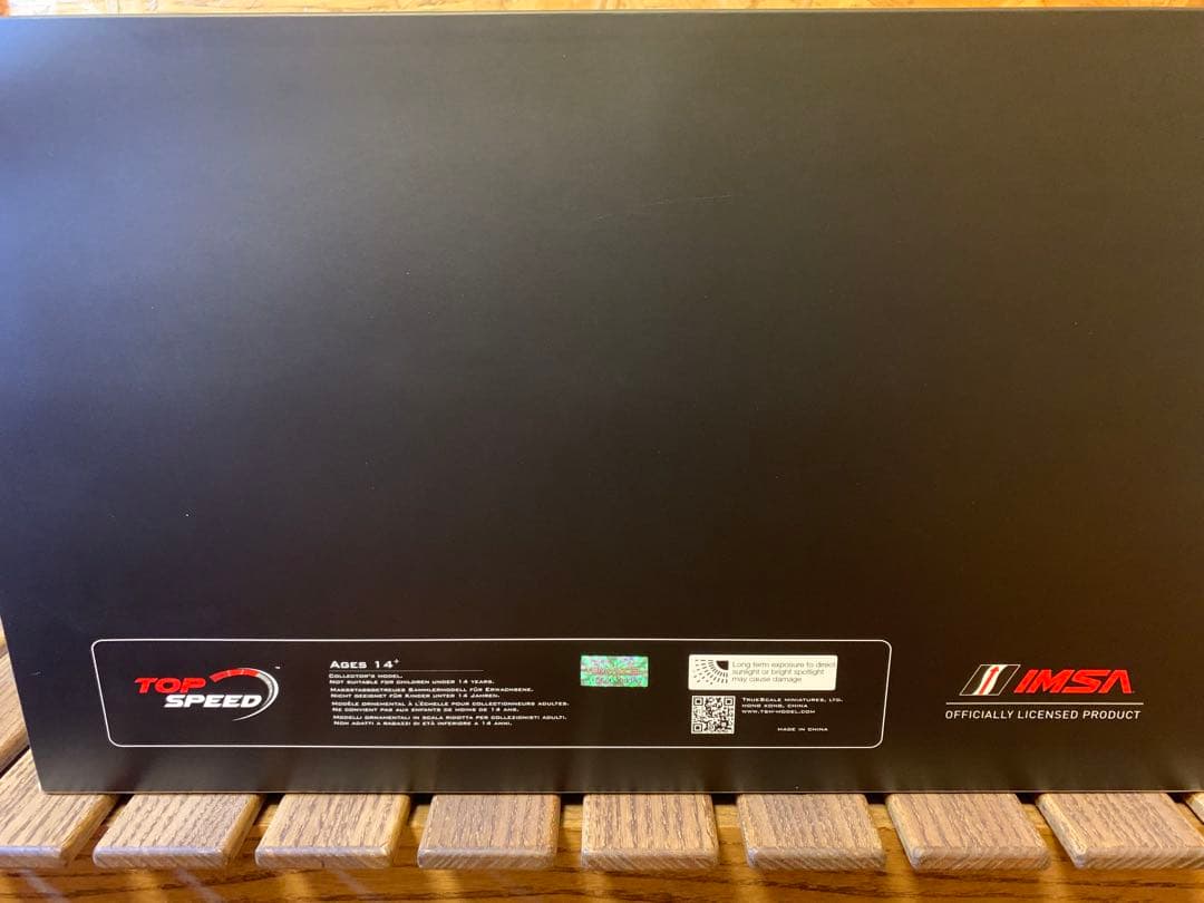 トップスピード 1/18  M4 GT3 EVO IMSA ケース付き‼️