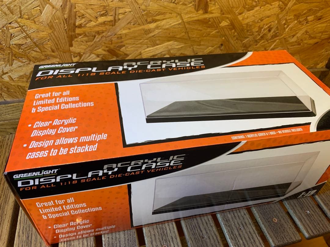 トップスピード 1/18  M4 GT3 EVO IMSA ケース付き‼️