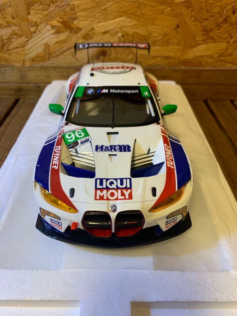 トップスピード 1/18  M4 GT3 EVO IMSA ケース付き‼️