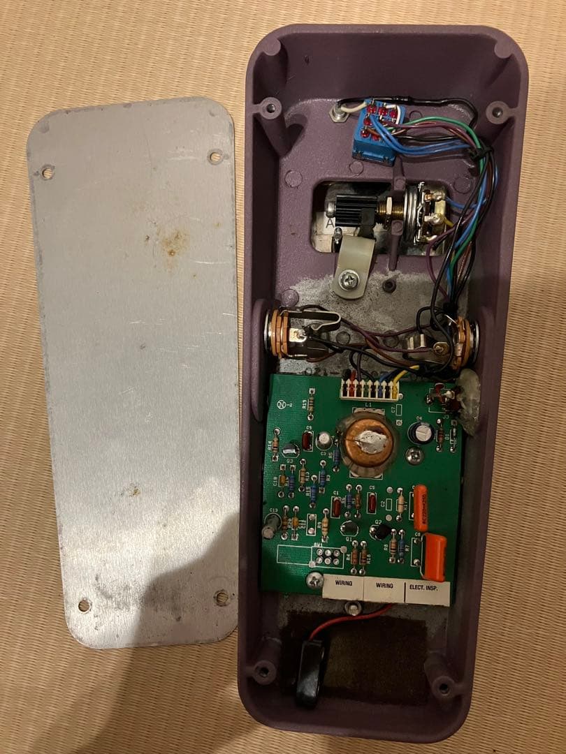 BUDDA BUD-WAH Mod. ブッダ　ワウペダル　赤ラベル