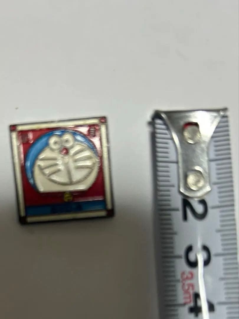 非売品 ドラえもん 記者バッジ 小学館 小学四年生