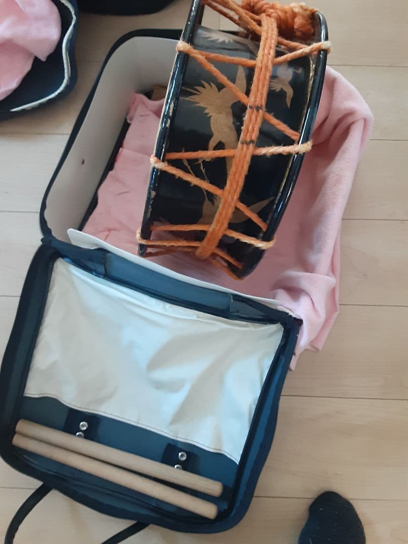 和太鼓 黒色 鶴模様 直径約30cm