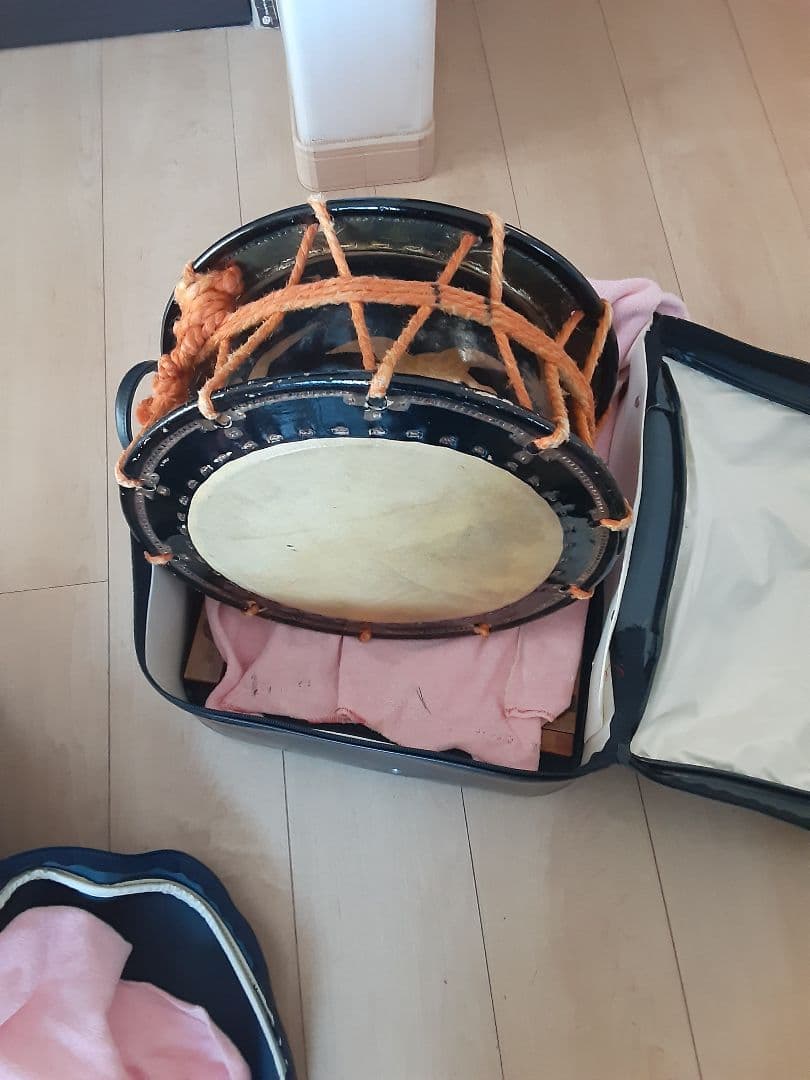 和太鼓 黒色 鶴模様 直径約30cm