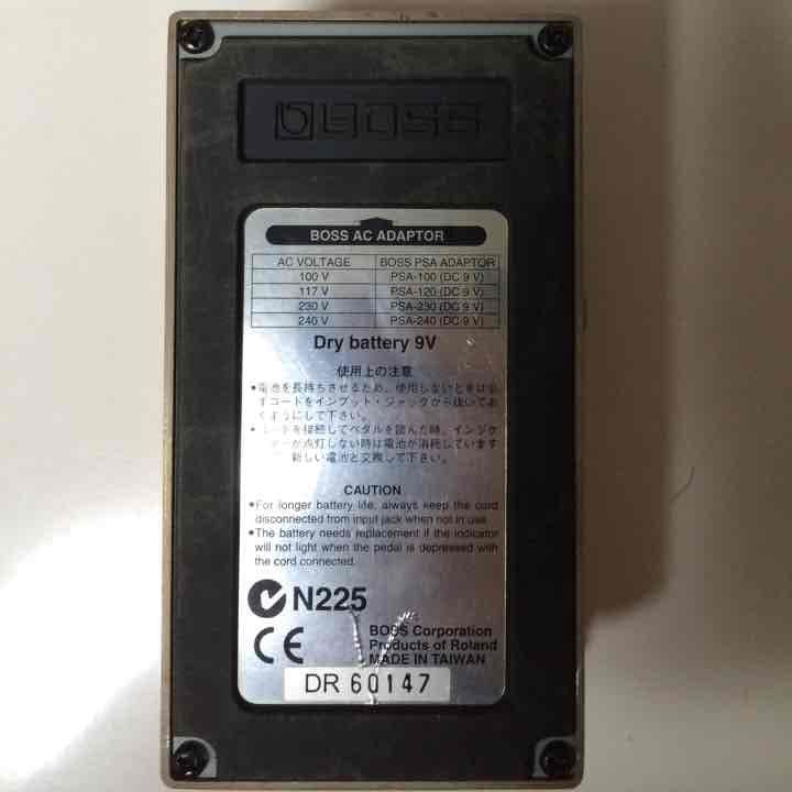 BOSS  MD-2【メガ歪みディストーション！】