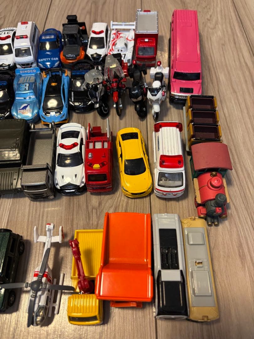 トミカ　セット販売　81台　まとめ売り