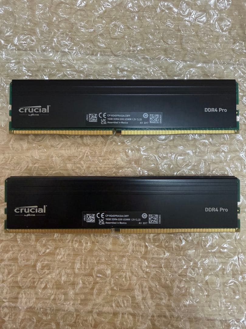 「32GB」crucial DDR4 Pro メモリー 16GB×2 ジャンク