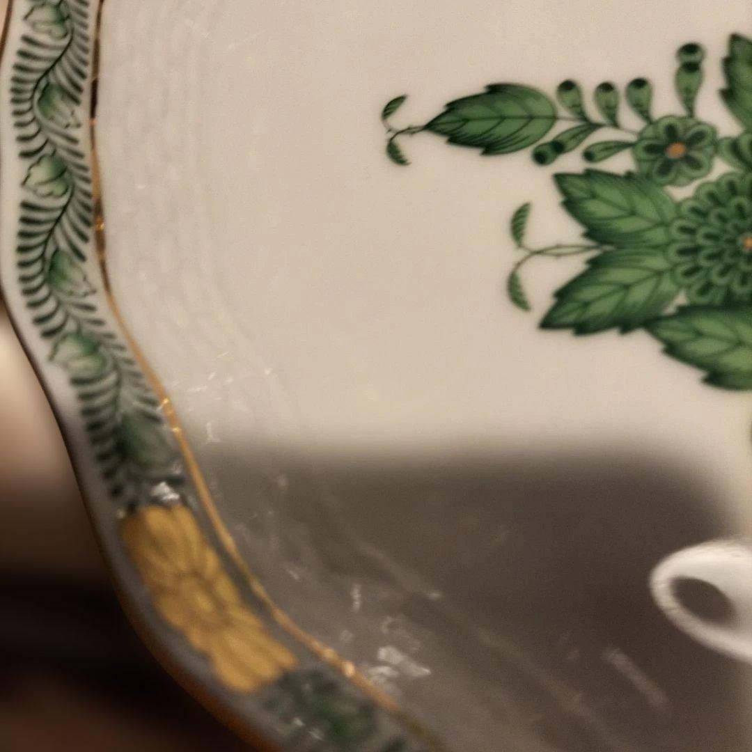 ヘレンド陶磁器の葉と花装飾皿2枚セット