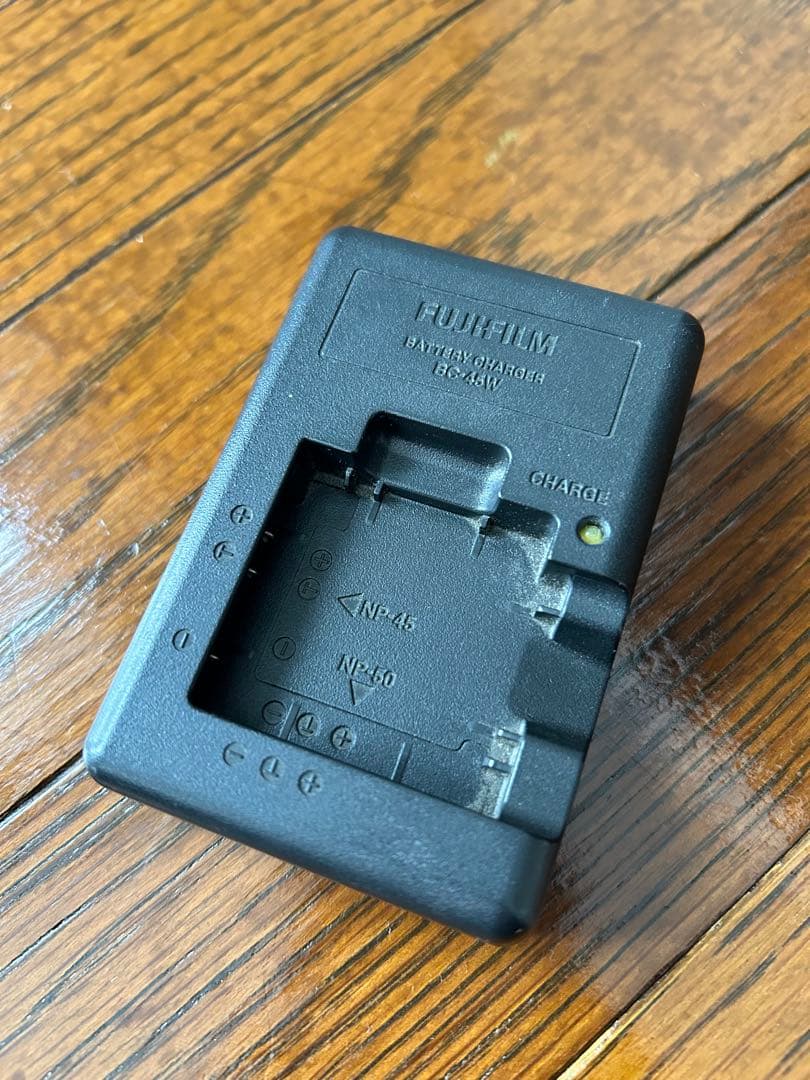 値下げ　動作確認済　FUJIFILM FinePix Z700EXR デジカメ