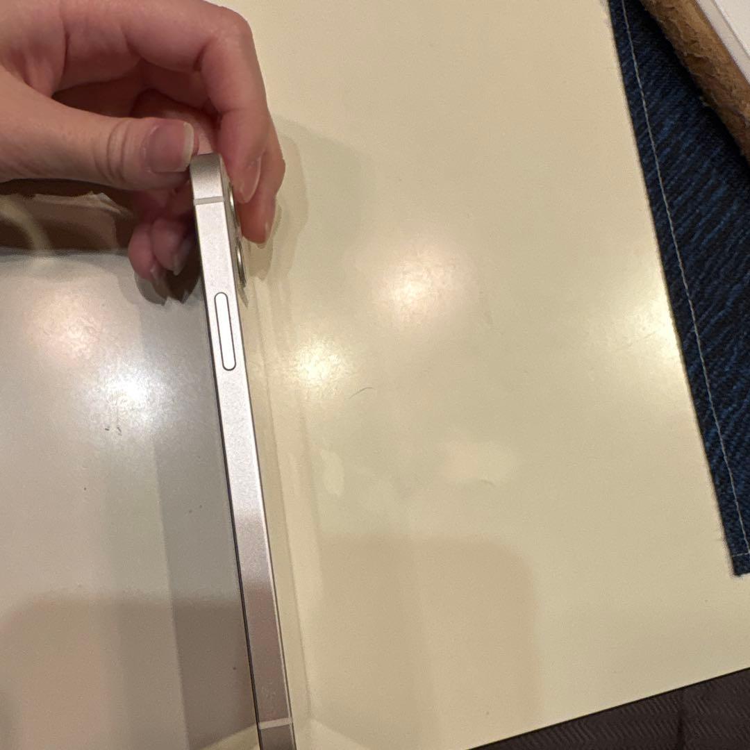 値下げしました！　スマートフォン　iPhone12 64GB