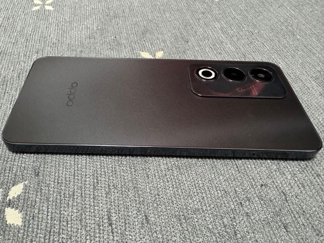 【ほぼ新品】OPPO A3 5G ブラック128GB 8GB RAM