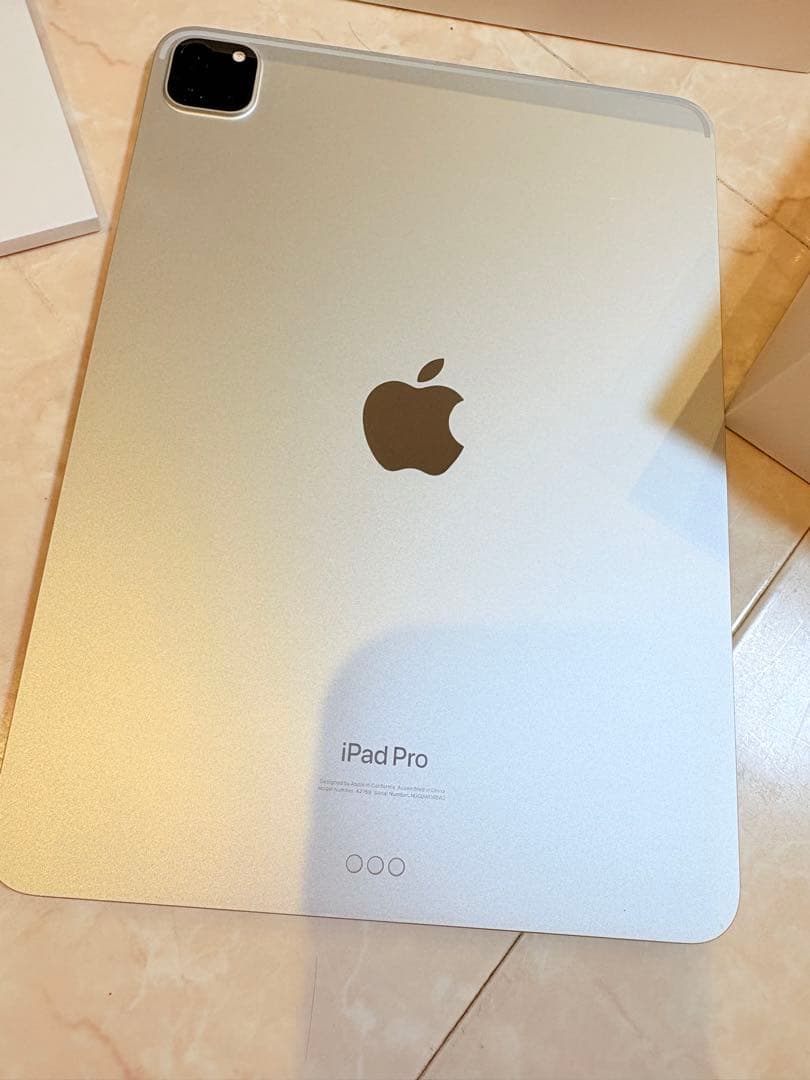 iPadPro11インチ/128ギガ/Wi-Fiモデル/第4世代シルバー