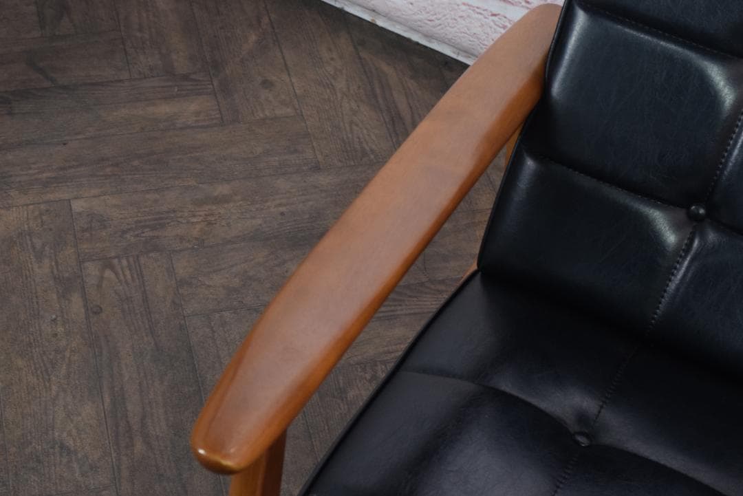 展示品　カリモク60 Kチェア スタンダードブラック　 W36170BW　13A