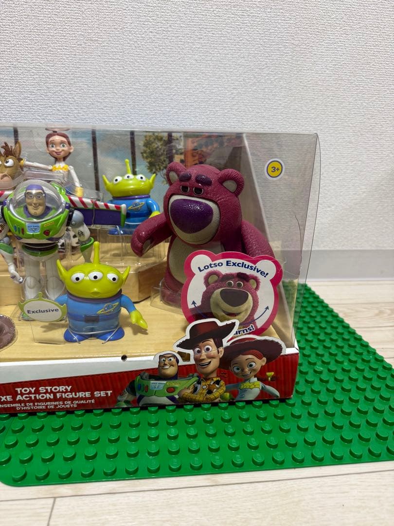 ディズニーストア限定 トイストーリー デラックスアクションフィギュア