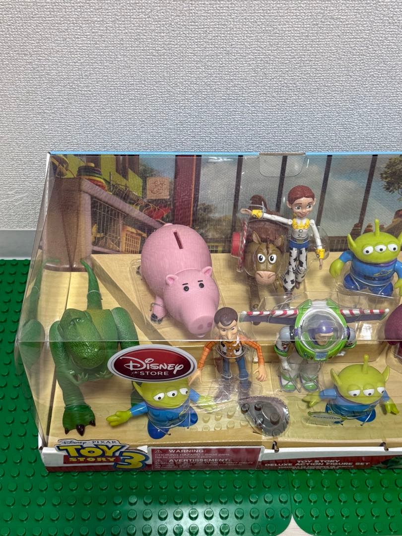 ディズニーストア限定 トイストーリー デラックスアクションフィギュア