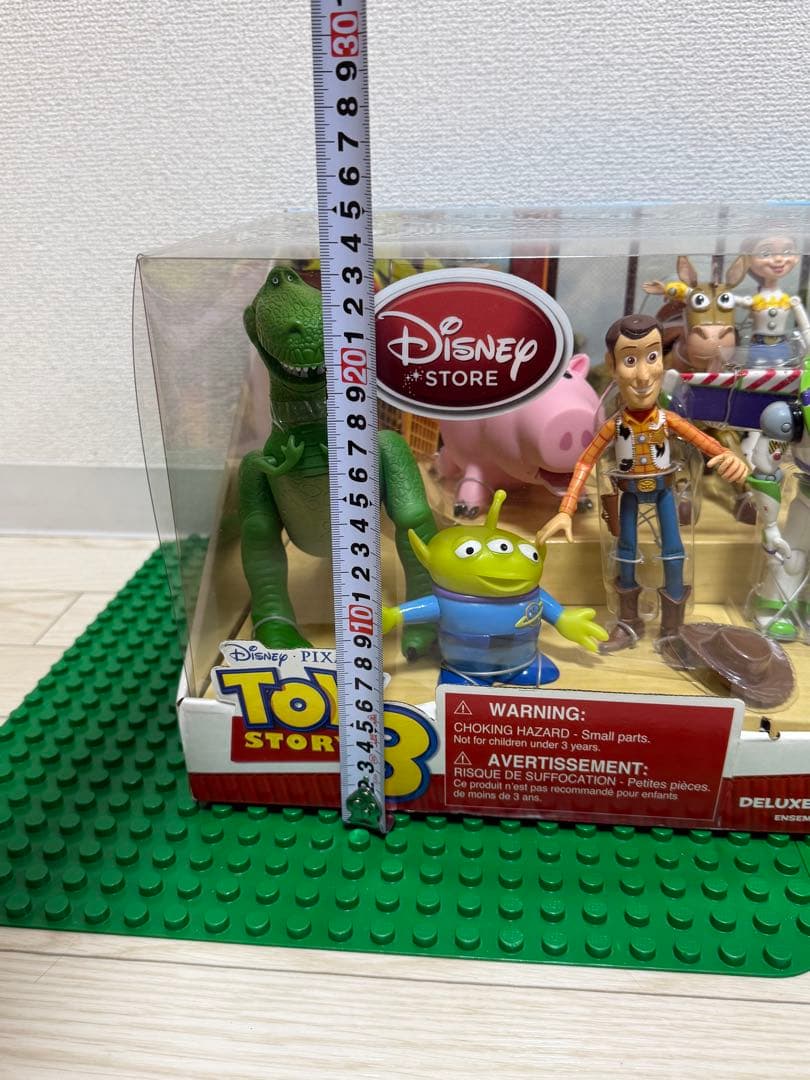 ディズニーストア限定 トイストーリー デラックスアクションフィギュア