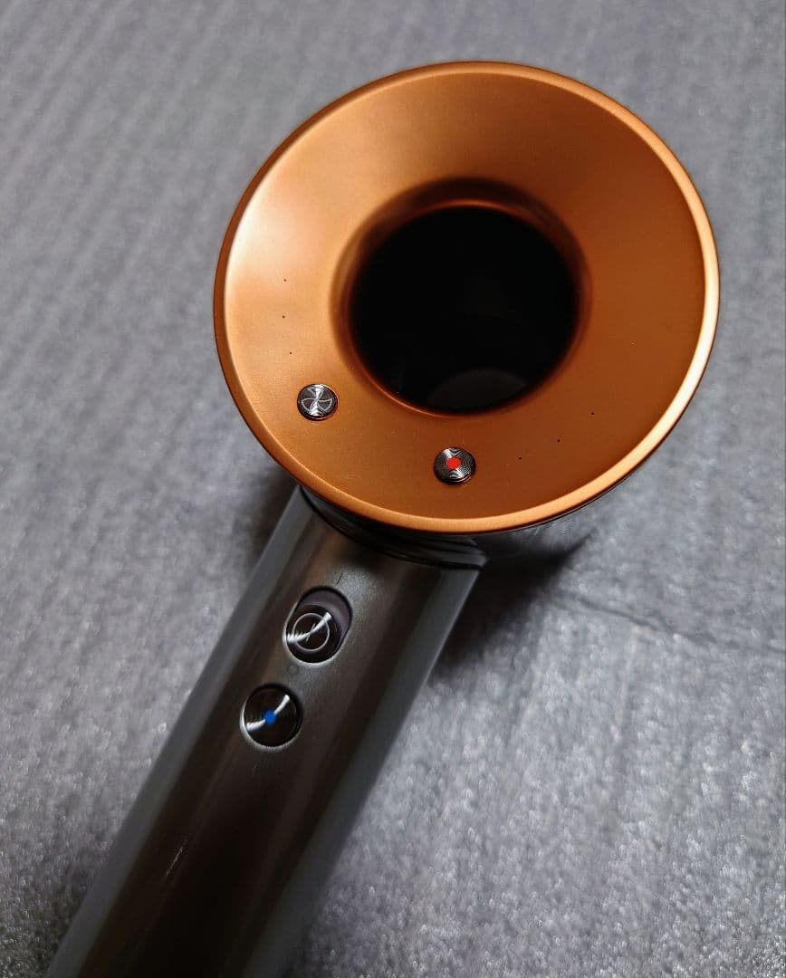 美品 25年製 Dyson hd08 ヘアドライヤー ダイソン 最新モデル