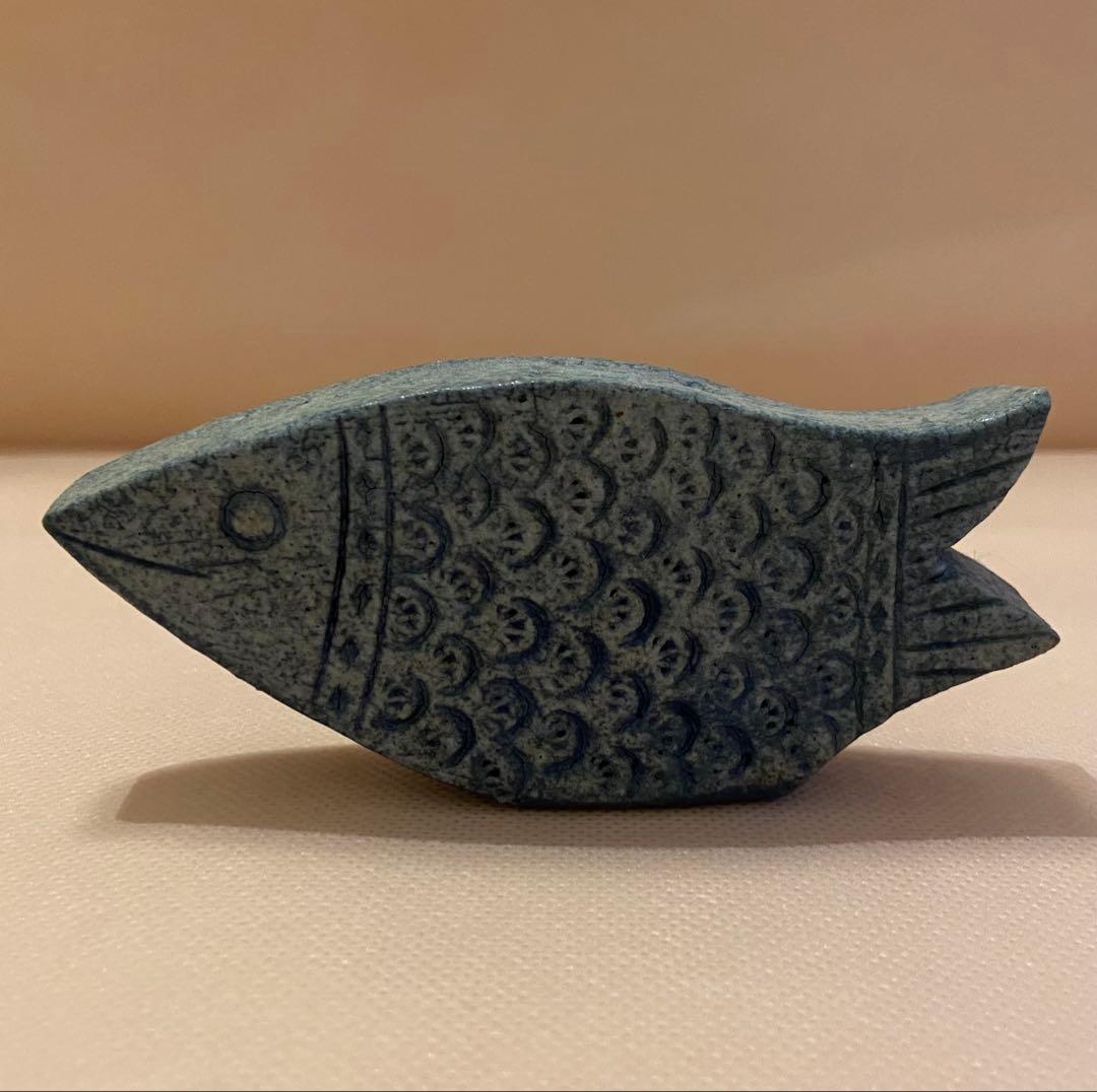 鹿児島睦さん 青い魚 置物①