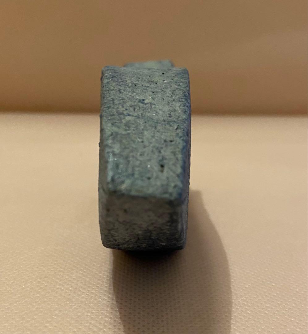 鹿児島睦さん 青い魚 置物①