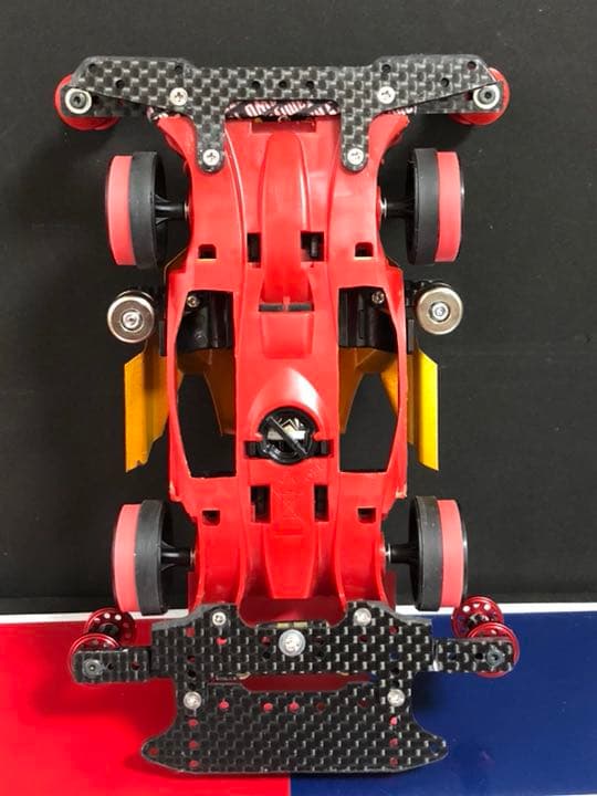 ミニ四駆  完成品 MAフルカーボン  レッドショットjr