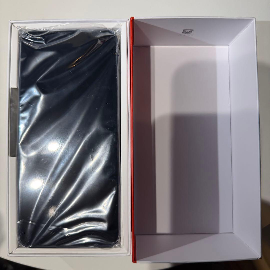 【新品未使用】AQUOS wish4 本体・充電器セット