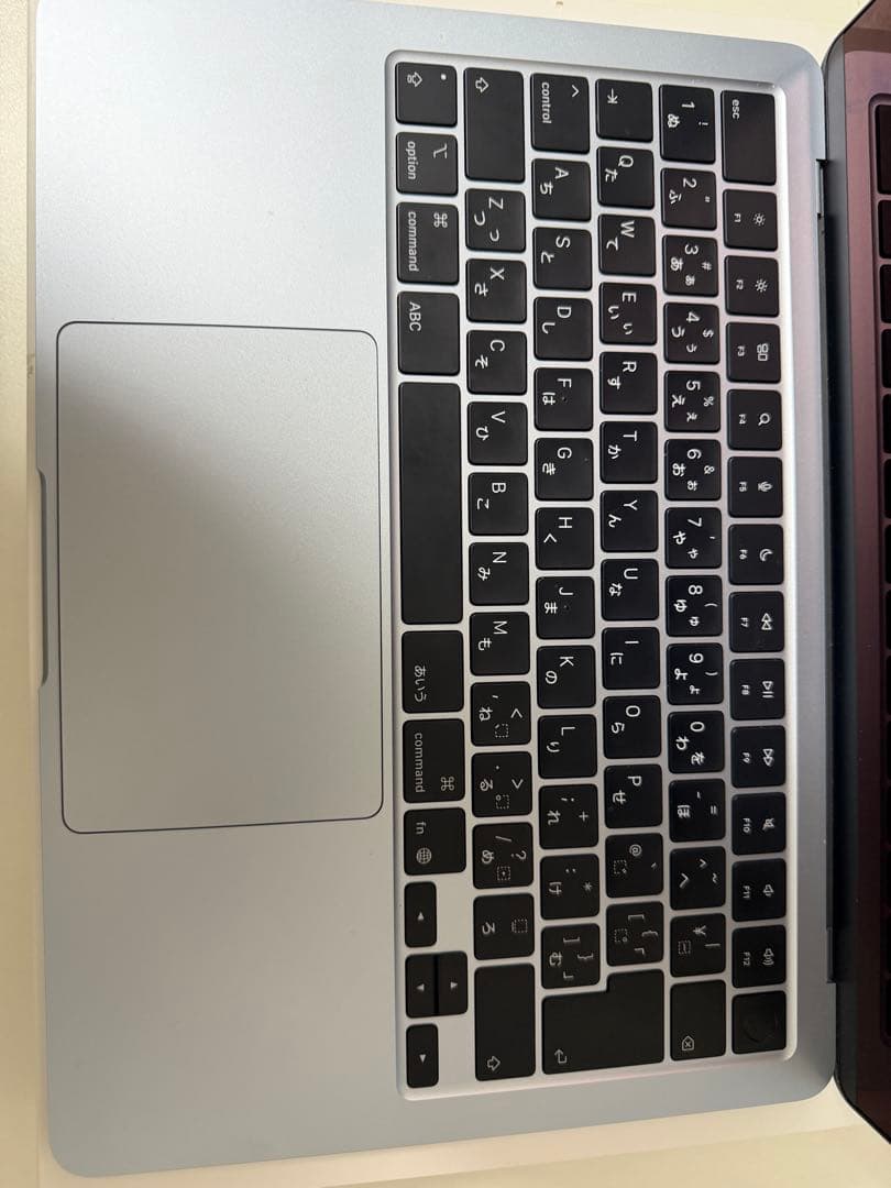 【極美品】M4 MacBook Air 箱付き SSD256 メモリ16GB