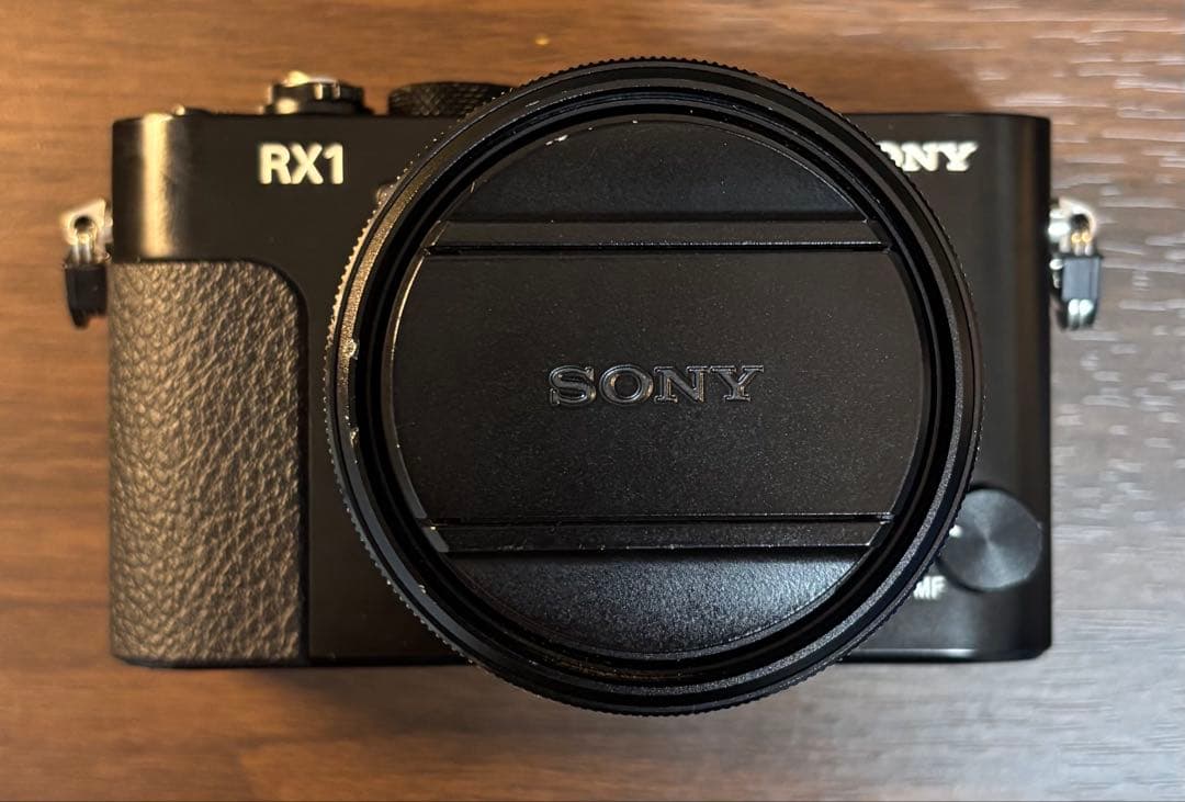デジタルカメラ SONY RX1 Carl Zeiss 35mm f/2.0