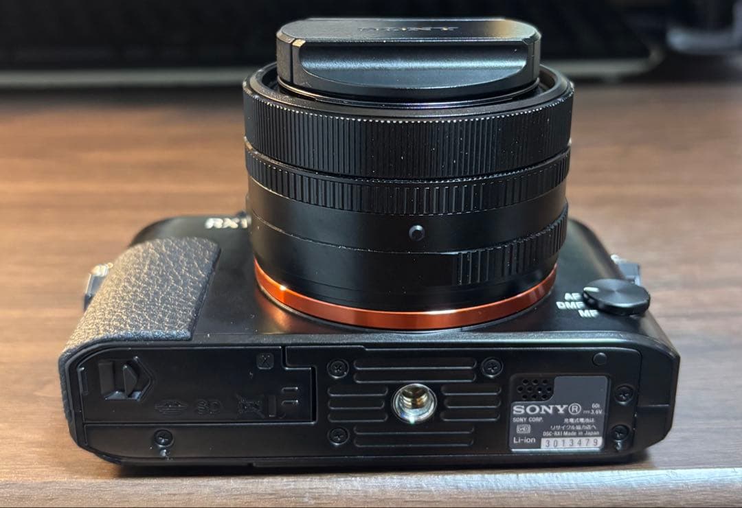 デジタルカメラ SONY RX1 Carl Zeiss 35mm f/2.0