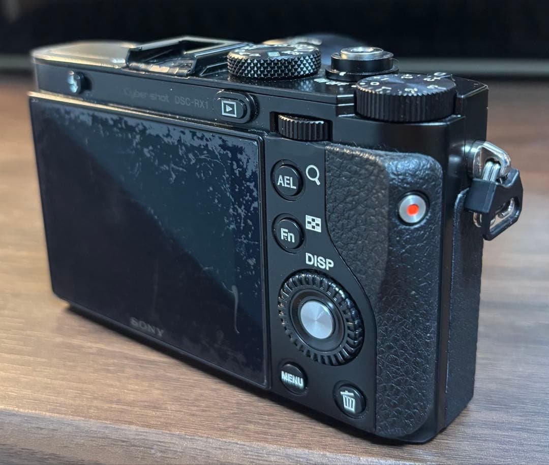 デジタルカメラ SONY RX1 Carl Zeiss 35mm f/2.0