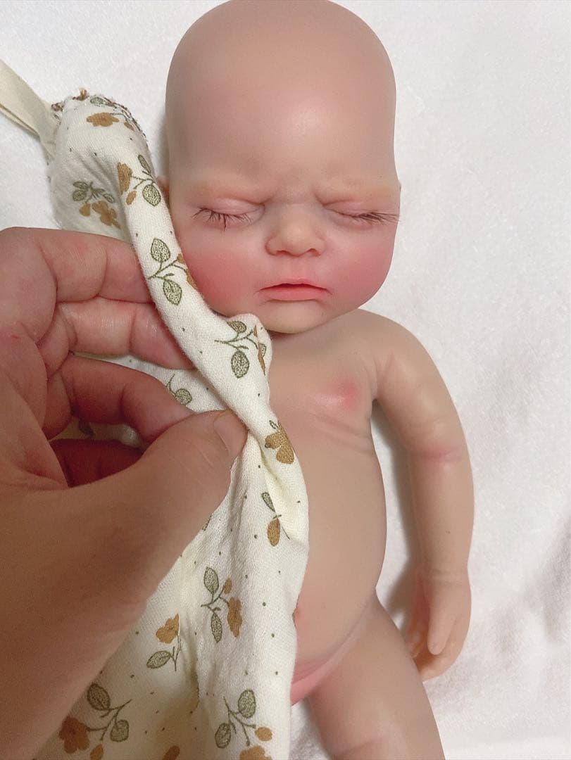 ぷにぷに　フルシリコン　リボーンドール　赤ちゃん人形