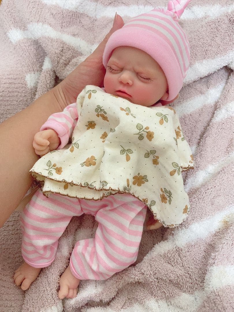 ぷにぷに　フルシリコン　リボーンドール　赤ちゃん人形