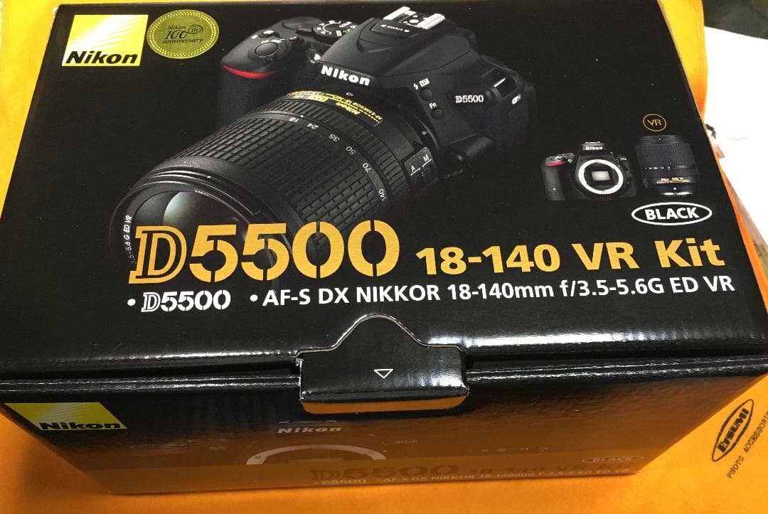 Nikon D5500 + ズームレンズ(18-140mm) セットモデル