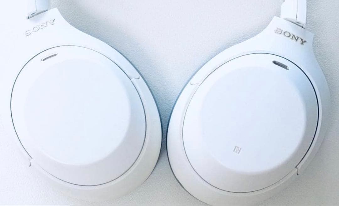<新品イヤーパッド！>SONY WH-1000XM4（サイレントホワイト）