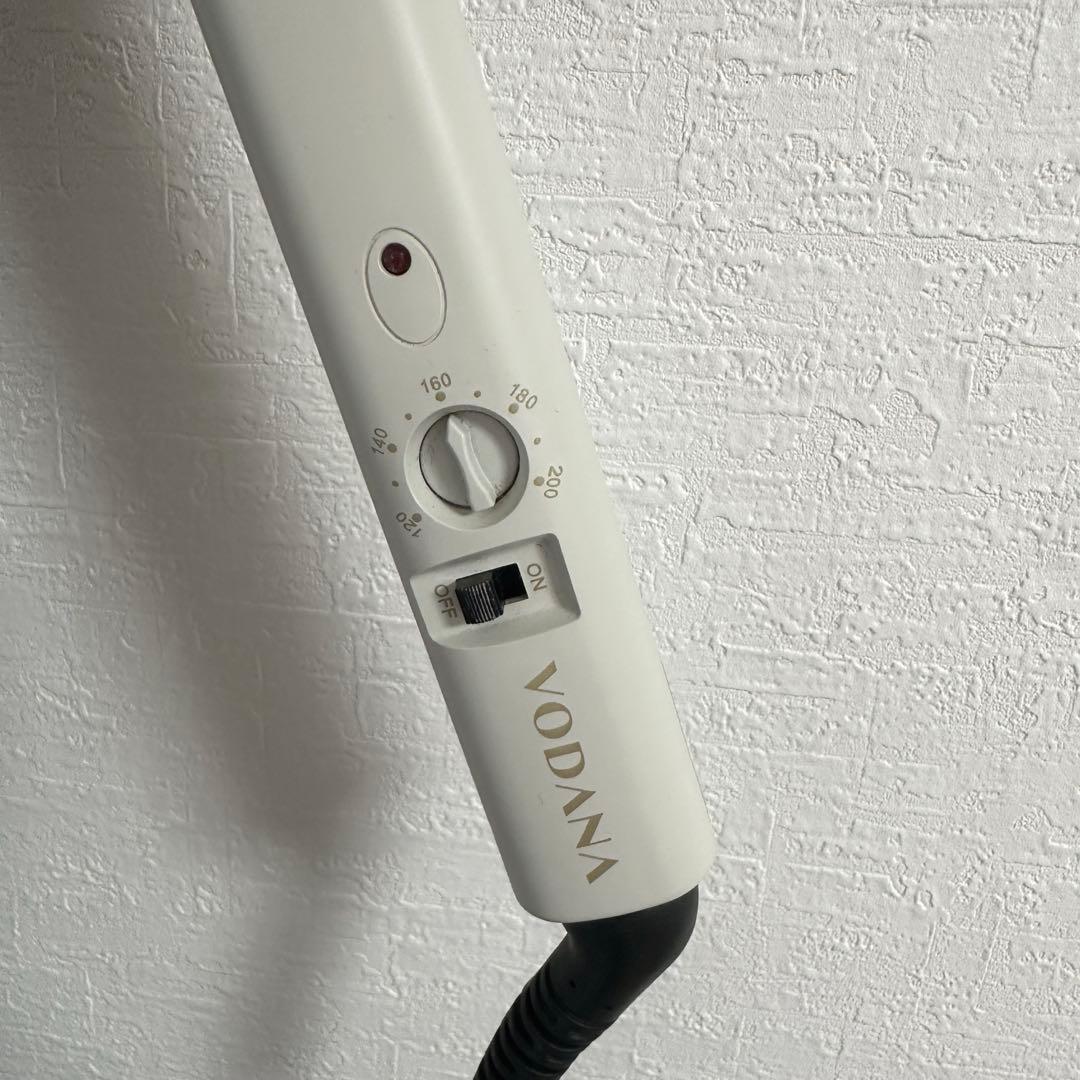 VODANA カールヘアアイロン 36mm ホワイト コテ
