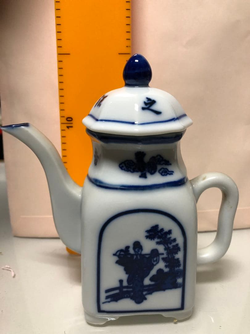 可愛いのお酒入れ物3種