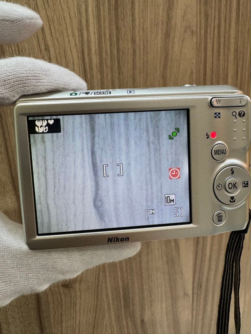 【雀⭐︎】Nikon COOLPIX L20 動作確認済み 乾電池使用