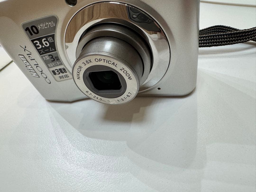 【雀⭐︎】Nikon COOLPIX L20 動作確認済み 乾電池使用