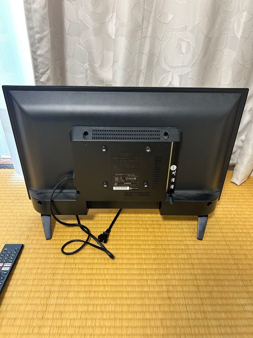 24型　フルHDチューナーレススマートTV